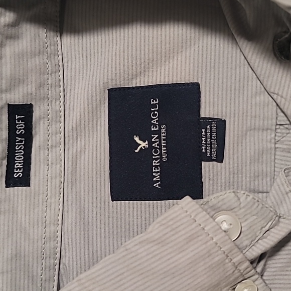 American Eagle Button up - Picture 4 of 5